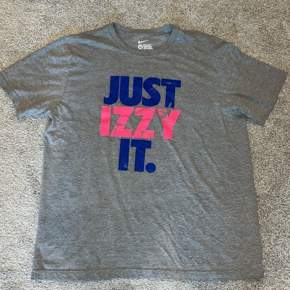 Gray worn Just Izzy It Pink Blue print men’s Nike Basketball T tee shirt XL